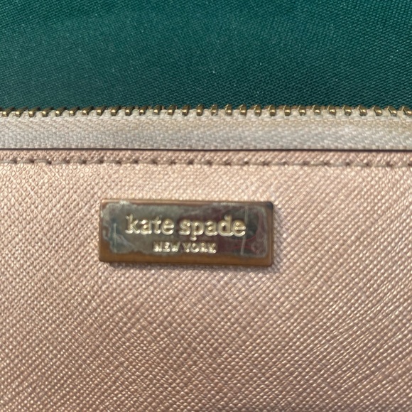 Kate Spade Rose Gold Zip Around Wallet - Picture 2 of 9